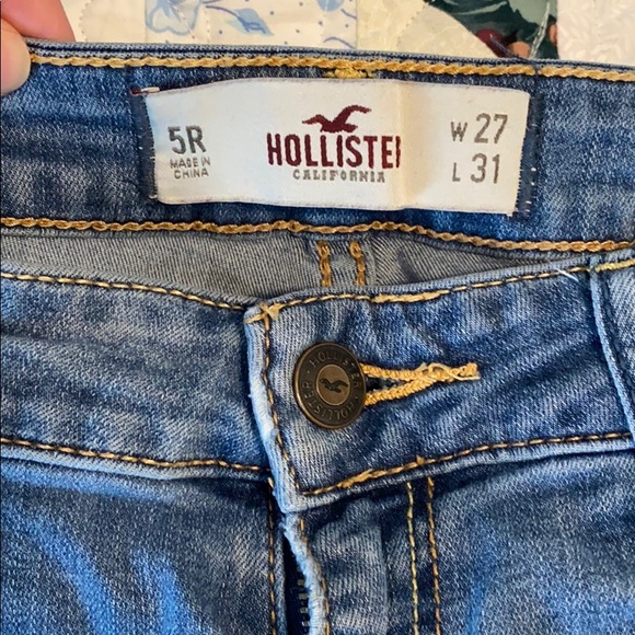 Hollister distressed jeans - Picture 5 of 5